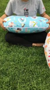 หมอนรองให้นมลูก หมอนให้นม ผ้ามัสลินเนื้อผ้ากันไรฝุ่น  ถอดปลอกซักได้ ขนาด50X60CM. เพิ่ม 3 ลายใหม่