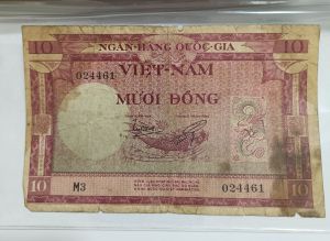 100% Authentic rare vintage 1955 Vietnam 10 Đồng note *Actual photo taken from album not AI photo " Condition as shown in picture *Catalogue #ssn viet 10 1955 Features Issuer: South Vietnam Ruling authority: Bảo Đại (1949-1955) Type: Standard