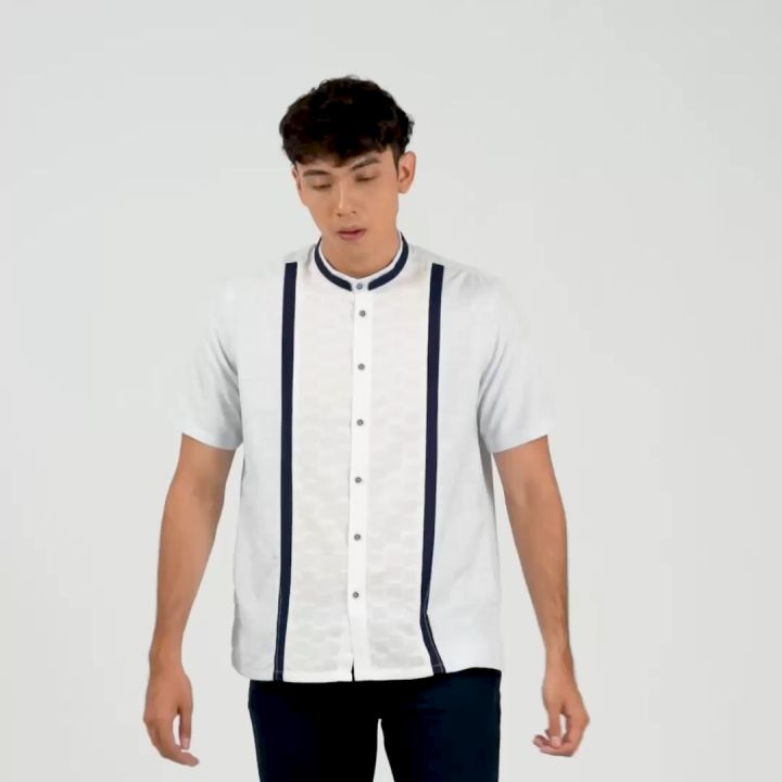 EDWIN JEANS KOKO ARAGON WHITE NAVY Kemeja Lengan Pendek Baju