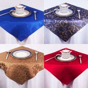ผ้าปูโต๊ะรับประทานอาหารแบบพิมพ์ลายดอกไม้สีแดงและสีเหลือง ผ้าปูโต๊ะร้านอาหารตะวันตก ผ้าปูโต๊ะโรงแรม ผ้าปูโต๊ะแบบพิเศษ ผ้าปูโต๊ะแบบพิเศษ