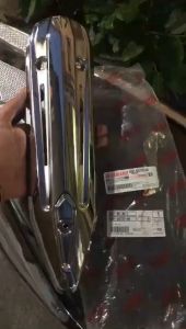 Ốp pô zin hãng inox xe Exciter 135 đời 2011.(không ốc)