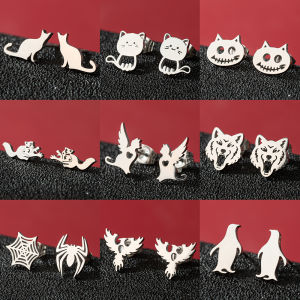 Gothic Halloween Spider Web Asymmetric Earrings For Women Punk Wolf Head Animal Black Color Piercing Ear Surgical Steel Stud
