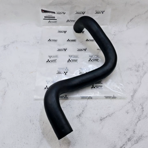 KARET SELANG BAWAH PANJANG MITSUBISHI TRITON ALL NEW HDX 2.5 2500CC 2015-2023 1370A961