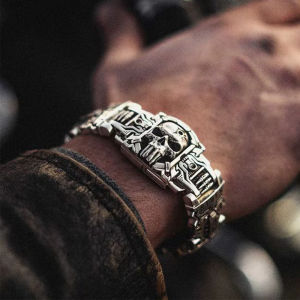 Retro Fashion Domineering Skull Bracelet for Men Punk Rock Charm Rider Bracelets US Street Motorcycle Male Gothic Jewelry Gifts