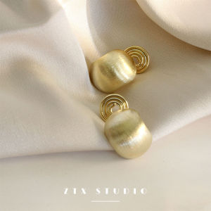 ZTX Tarnished Gold Ear Cuff Womens Simple Elegance Mosquito Coil Tray Ear Jewelry French High-End Feel No Hole Ear Studs