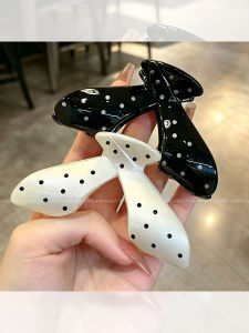PINK EMPRESS | Polka Dot Small Hair Volume Shower Clip Medium
