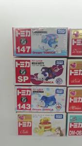 Takara Tomy | Tomica Sanrio Hello Kitty Quế Cuộn Công Chúa Disney Mô Phỏng Hợp Kim Xe Ô Tô Mô Hình Màu Sắc Cao Cấp Giá Trị Phiên Bản Giới Hạn Đồ Chơi Sưu Tập