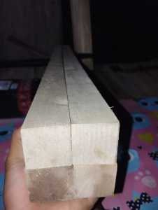 LIST KAYU KASO 4X4CM PANJANG 1METER SOLID