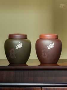 YIHUCHUN | Premium Limited Edition Yixing Zisha Tea Can 250g