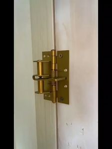 4 Inches Automatic Door HingeSelf-Closing Door HingesHeavy Duty Spring Door HingeAutomatic Self Closing Door Hinges Engsel Pintu 弹簧合页