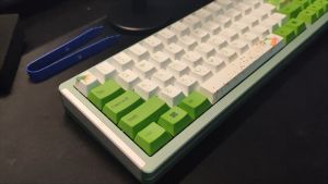 Switch Leobog Gray Wood V4