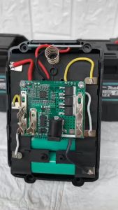 Pin máy khoan Máy mài  Máy siết bulong 15cell MKT 199V dung lượng 6Ah chân pin thông dụng cho các dòng máy MKT DW HTC cưa pin cắt cỏ pin...