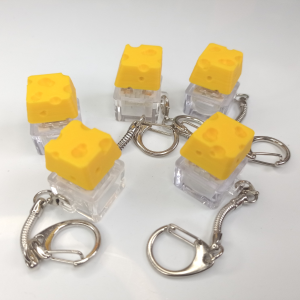 ตลกชีส Key CHAIN คีย์บอร์ดความเครียดบรรเทา Fidget ปุ่มชีส Keycap Fidget Clicker พวงกุญแจคีย์บอร์ดพวงกุญแจของเล่นนิ้วมือ