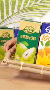 [Yi Zhi Bi] Laiyang Pear Juice Drink + 100% Orange Juice 1L x 2 Packs – Combo Deal