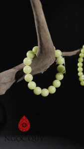 Vòng tay đá ngọc dạ minh châu hợp mệnh Mộc & Hỏa - NQ Jewelry