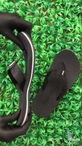 IGUANAS CONNECTED STRAP SLIPPER SANDALS (GALACTIC)