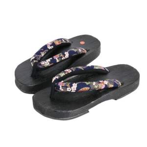 รองเท้าแตะคีบ เกี๊ยะญี่ปุ่น แถมฟรีถุงเท้าญี่ปุ่น