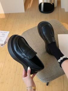 รองเท้าทำงานผู้หญิง สีดำ กันลื่น กันน้ำ กันมัน หุ้มข้อสูง รองเท้าสวมสบายสำหรับผู้หญิง รองเท้าทำงานพิเศษสำหรับครัว