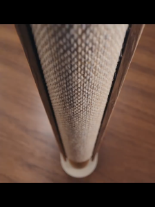 B&O Beosound Emerge ลำโพงดีไซน์แบบหนังสือตั้งโต๊ะ