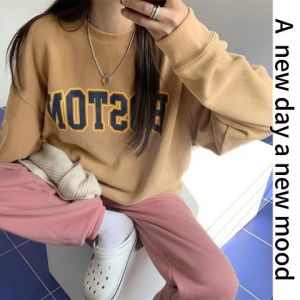 Psion  สินค้าใหม่ เสื้อกันหนาวสเวตเตอร์เข้ากับอากาศที่กำลังหนาว เนื้อผ้าใส่สบายไม่หนาไม่บางจนเกินไปเหมาะกับสภาพอากาศประเทศไทยจะใส่ในวันไม่หนาวก็ได้