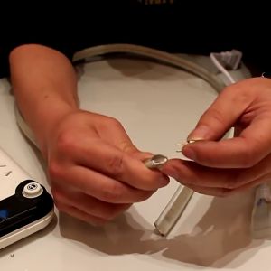 คลิปหนีบหัวเข็มขัดสำหรับแถบไฟ Led 220V คลิปหนีบเข็มขัดพลาสติกอุปกรณ์เสริมแบบยืดหยุ่นเทปไฟติดผนัง ขั้วต่อสายไฟ และอะแดปเตอร์แถบไฟ