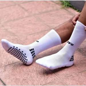 Kaos kaki avo anti slip pendek sebetis