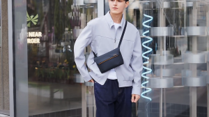 MARK RYDEN Crossbody Bag For Modern Go-Getter