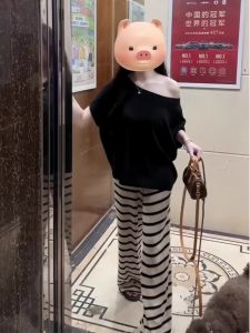 Áo Thun Dệt Kim Cổ Chéo Màu Đen Tay Ngắn Mùa Hè Cho Nữ Tay Cánh Dơi Dáng Rộng Chất Liệu Khác Không Có Thương Hiệu