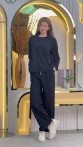 ชุดเซ็ทแฟชั่นผู้หญิง คอกลม ผ้าลินิน เสื้อปั้มลายอักษรหน้าอก ฟรีไซส์ อก44เอว24-36 ส่งเร็ว ราคาถูก TZ9708