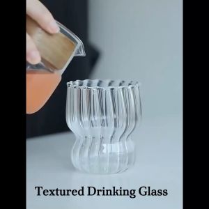 High Quality Waist Shape Borosilicate Drinking Cup Textured Design For Hot Cold Beverages Transparent Round Drinkware