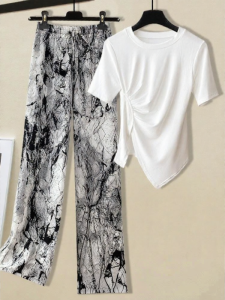 Fashional Exclusive Design T-Shirt and Tie-Dye Casual Pants Set