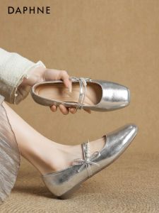 Daphne | Elegant Comfortable Silver Mary Jane Shoes