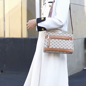 1767 ( READY STOCK ) PU SLING BAG EU FASHION HOUSE