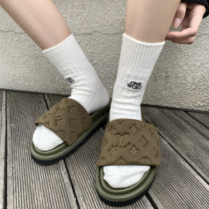 Tất Sợi Thô Phong Cách Đồng Phục Công Sở Ssweatshop Tất Nhún Hai Chân Ống Dài Vừa Dễ Phối Sành Điệu Mặc Ngoài Đường Phố Phong Cách Nhật Bản Cho Nữ