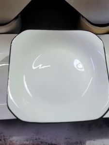 DĨA VUÔNG GỐM SỨ BẠCH NGỌC TƯỜNG VÂN – 18CM ( CỠ 8)