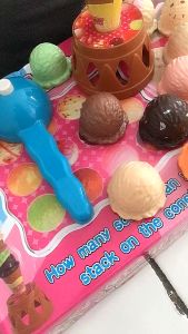 Mainan Anak Perempuan: Kitchen Set & Mainan ES Krim Playdoh