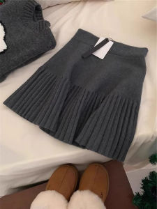 Spring Elegant High Waist A-Line Pleated Knit Short Skirt