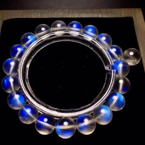 (High-end quality) Natural blue moonlight bracelet blue moonlight shows vitreous body strong light known as love stone wear can increase the beauty temperament peach blossom Wangfu wear real foil your beauty（Matching certificate）
