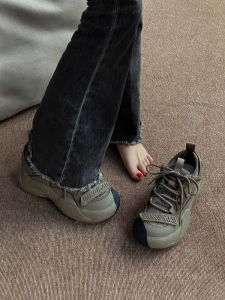 รองเท้าผ้าใบพื้นหนาสำหรับผู้หญิง สไตล์ลำลอง หนังแท้ สีชมพู ดีไซน์เก๋ไก๋ รองเท้าผ้าใบส้นกลาง รองเท้าผ้าใบส้นแบน