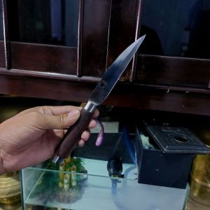 pisau baja putih model minimalis