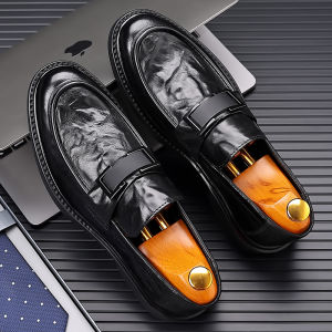 Mens Casual Shoes Fashionable British Style Slip-On Bean Bean Shoes Increased Height Interior Leisure Business Formal Korean Version