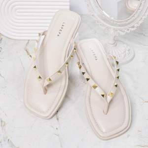 Sandal Wanita LAPEPA IVONA Sendal Flat Teplek Casual Model Duri Jepit Empuk Premium