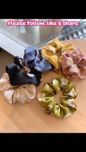 Aksesoris Rambut Berkualitas Tinggi: Ikat Rambut Scrunchie Jepang Motif Bunga Daisy