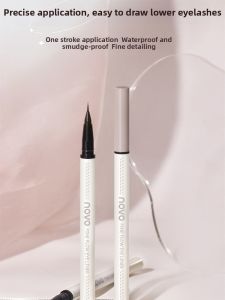 BLK Cosmetics | Fine Quick-drying Smudge-proof Eyeliner Pen for Beginners