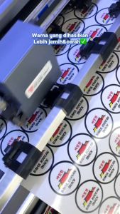 Kertas Sticker Chromo F4 Folio Glossy (Isi 10 Lembar) / Kertas Stiker Murah Berkualitas