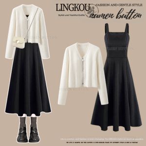 NUMEN BUTTON | Plus Size Soft and Youthful Knit Outfit Dress