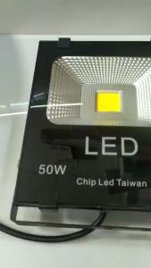 Đèn pha Led 50W sáng trắng / sáng vàng chiếu sáng ngoài trời
