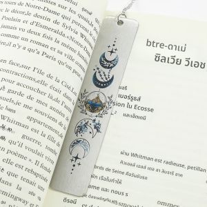 ACOTAR ผู้หญิงแรงบันดาลใจสแตนเลสบุ๊คมาร์คดวงจันทร์ภูเขาที่มีสีสันพร้อมจี้คนรักหนังสืออ่านหนังสือของขวัญอุปกรณ์เสริม