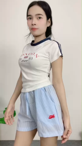 ชุดเซ็กซี่ฤดูร้อน ชุดสองชิ้น เสื้อยืดคอวง + กางเกงขาสั้น