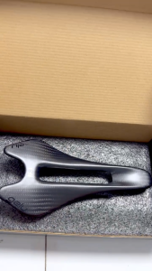 Yên xe full carbon Gelu K1 trọng lượng siêu nhẹ 54gram dành cho xe đạp